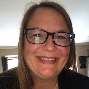 Meet your Posher, Stacy